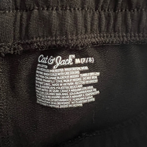 Girls Cat & Jack shorts - Picture 5 of 5